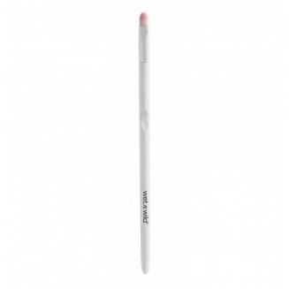 Wet n wild makeup brush...