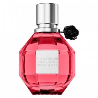 Viktor & Rolf Flowerbomb...