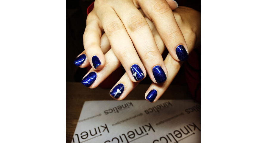 unghie blu pantone 2020 unghie blu pantone 2020