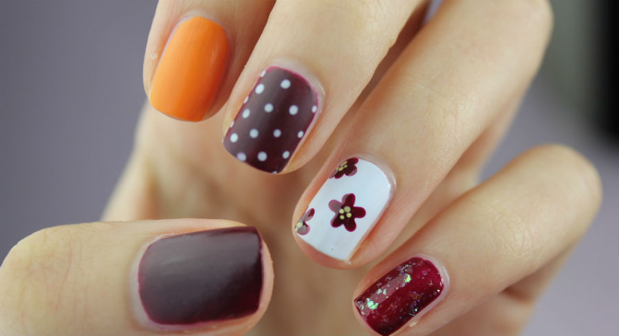 NAIL ART