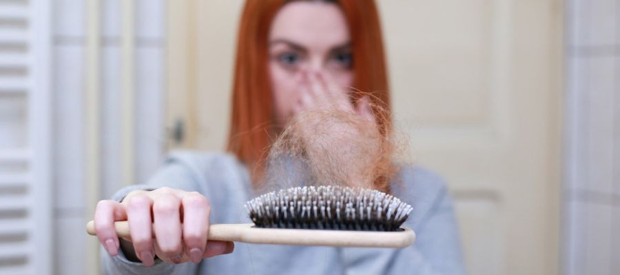 caduta capelli autunnale caduta capelli autunnale