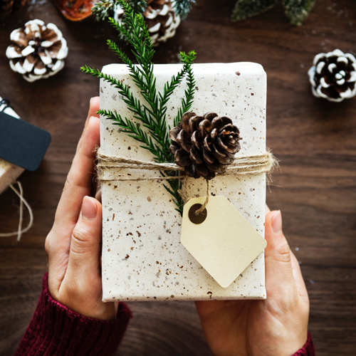 Panico da regali di Natale? Guarda le migliori idee regalo last minute per lei e per lui