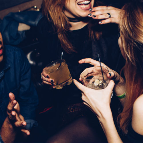 Hangover: i rimedi beauty per la pelle per il giorno dopo il party