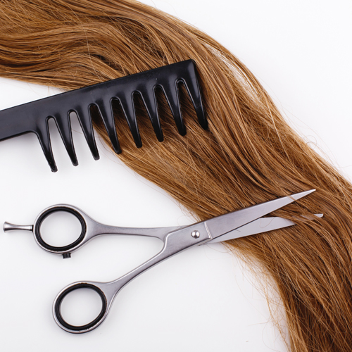 Tagliare i capelli da asciutti, tutti i vantaggi del dry cut