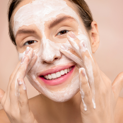 Beauty routine viso quotidiana: gli step essenziali per una bella pelle