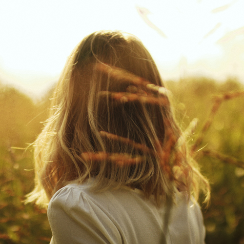 Come schiarire i capelli con i prodotti giusti