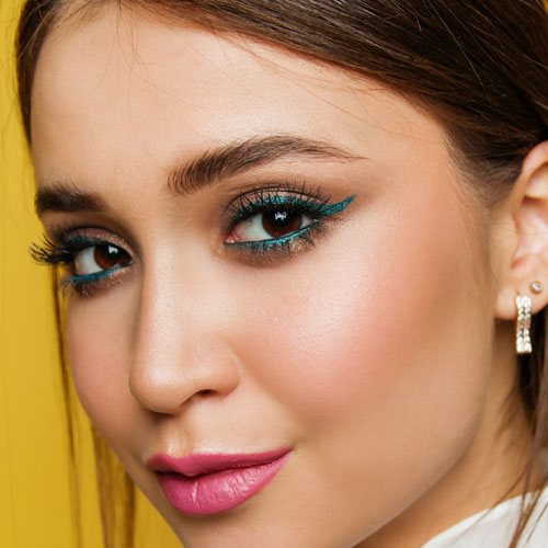 Trucco occhi marroni delle star